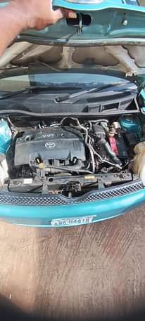 A picture of Toyota sienta with Yaris engine