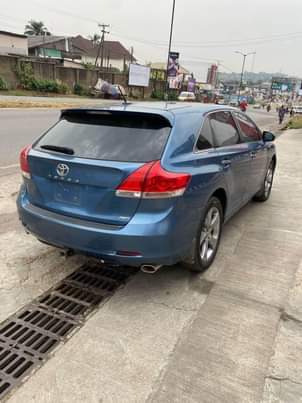 A picture of Toyota Venza 2011