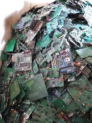 A picture of Tunanunua computer chakavu mbovu