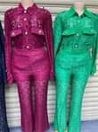 A picture of Woman suit