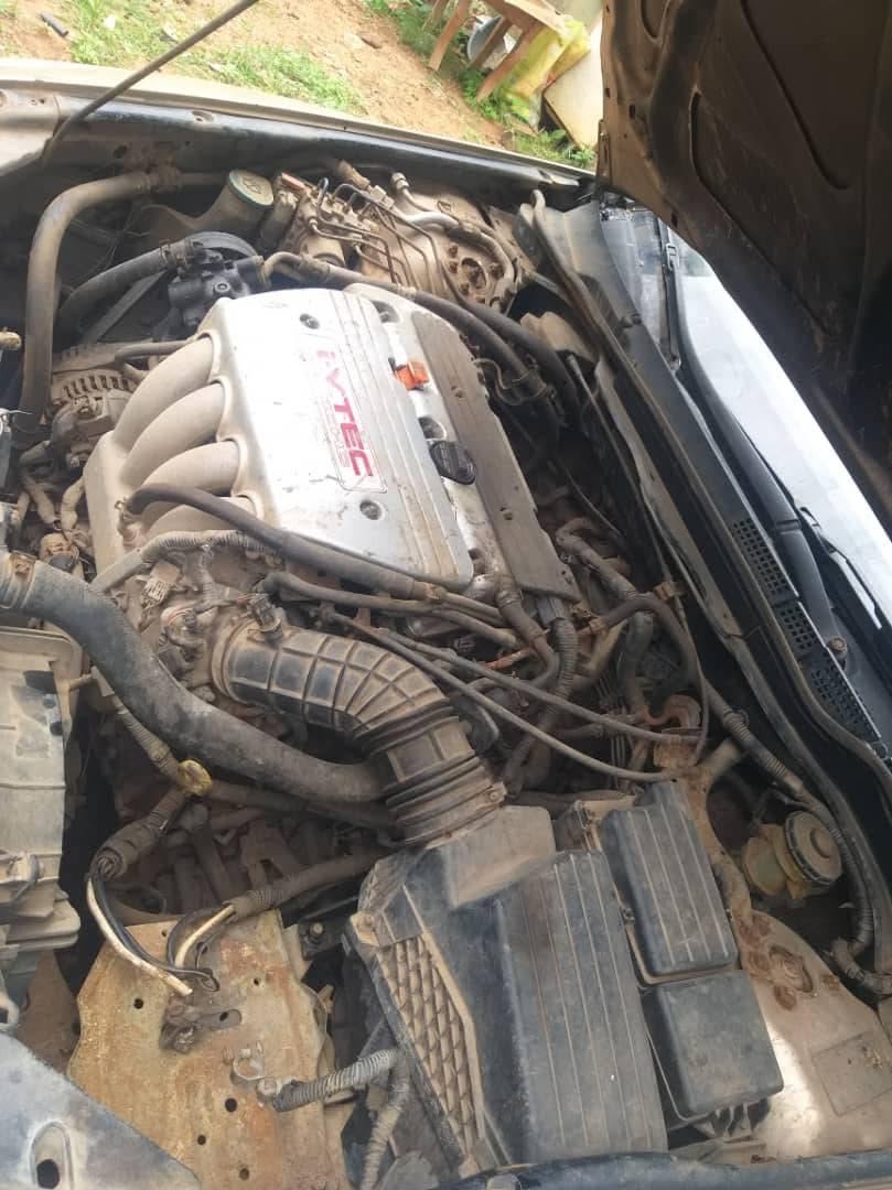 A picture of 2005 HONDA ACCORD 2005 FIRST BODY 2005