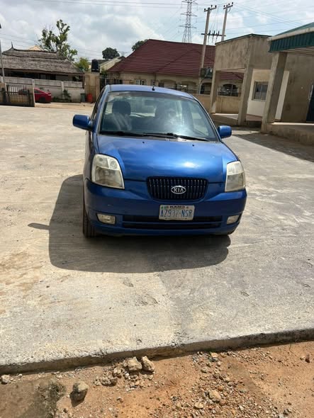 A picture of Kia picanto manual