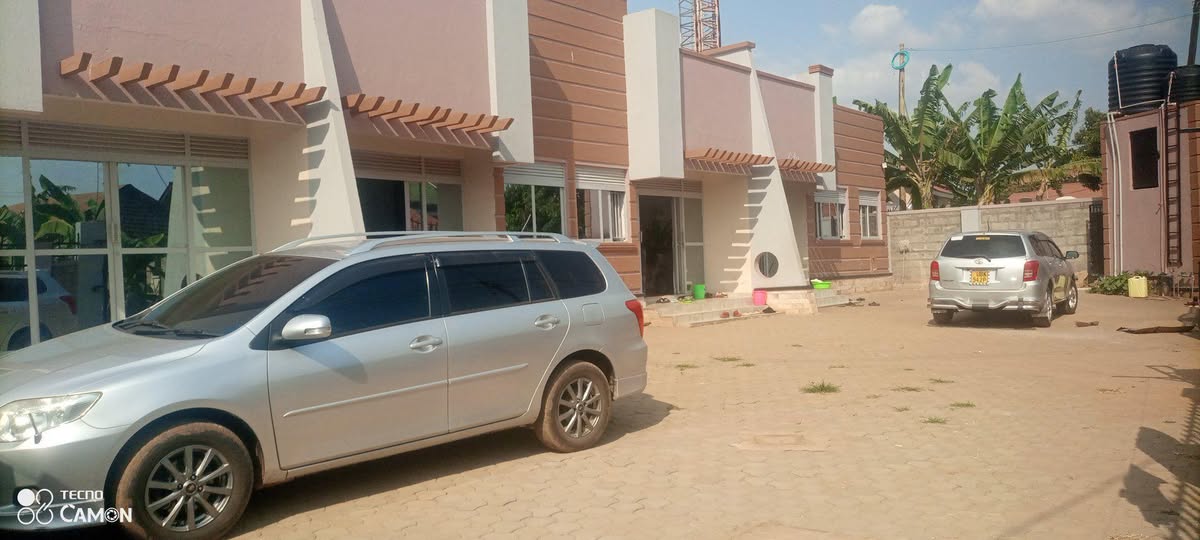 A picture of 1 bedroom and sitting room for rent in bweyogerere kirinya
