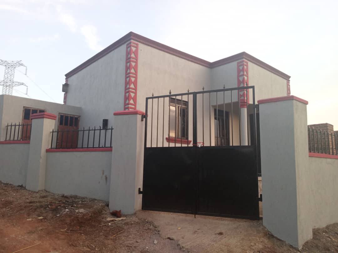 A picture of Well Finished simple house