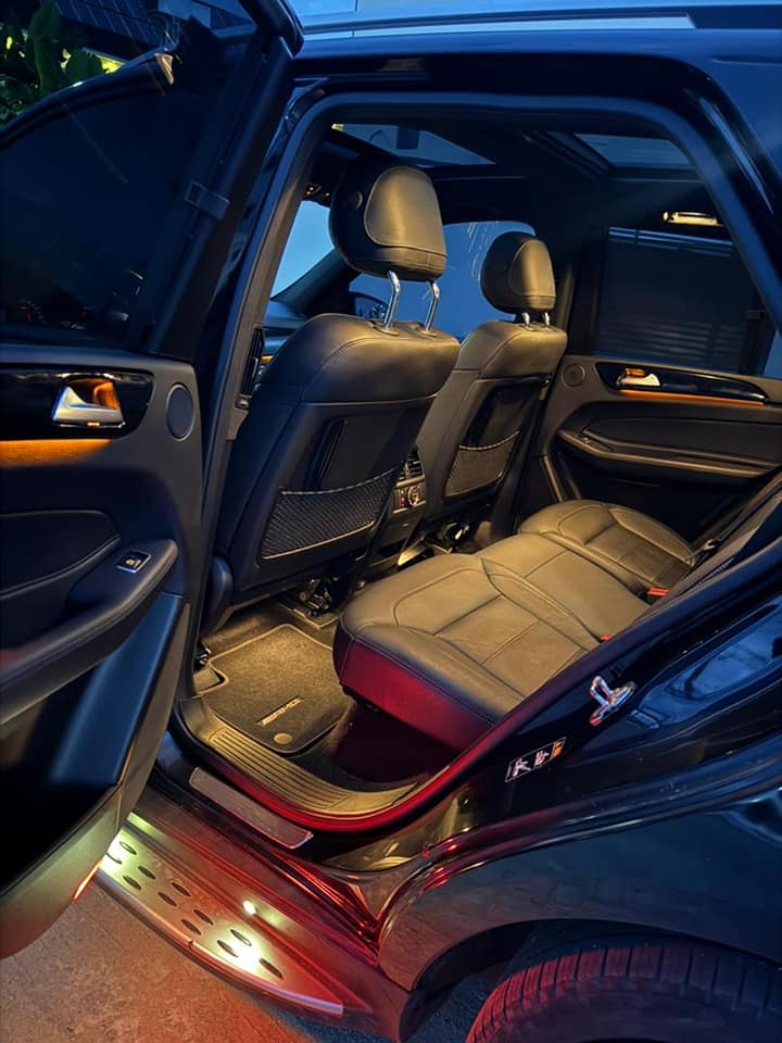 A picture of FOREIGN USED 2019 GLE43 AMG FULLEST OPTION PANORAMIC GLASS ROOF
