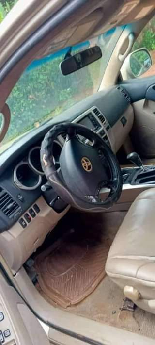 A picture of 2006 Toyota 4runnrer