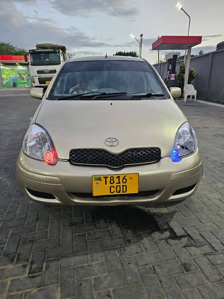 A picture of VITZ RS