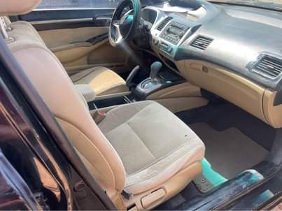 A picture of DISTREESS HONDA CIVIC 08 BUY AND DRIVE OWNER NEED MONEY