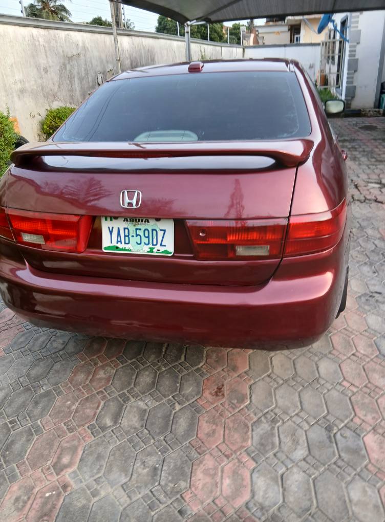 A picture of Honda accord 2005 model