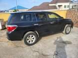 A picture of Toyota Highlander 2008 model