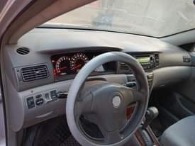 A picture of Toyota Corolla LE 04 model