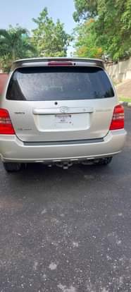 A picture of Super sharp 2003 highlander Good engine A c chilling Good