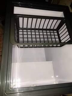 classifieds/fridges