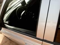 A picture of Destress Sale clean Peugeot 406