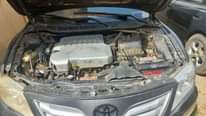 A picture of Toyota camry muscle V6 engine and gear transmission very perfect