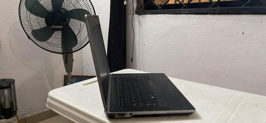 A picture of Dell latitude E6430