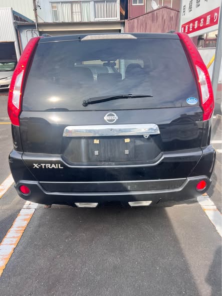 A picture of NISSAN X TRAIL 2013 25