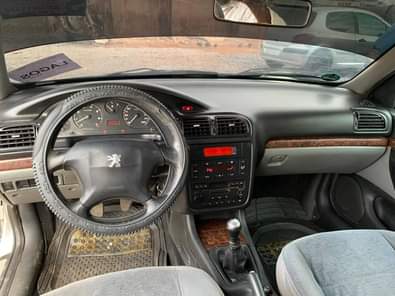 A picture of EXTREMELY CLEAN USED PEAGOUT 406 MANUAL TRANSMISSION ORIGINAL DUTY BUY