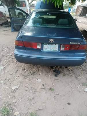 A picture of 2002 Toyota Camry Envelope big light