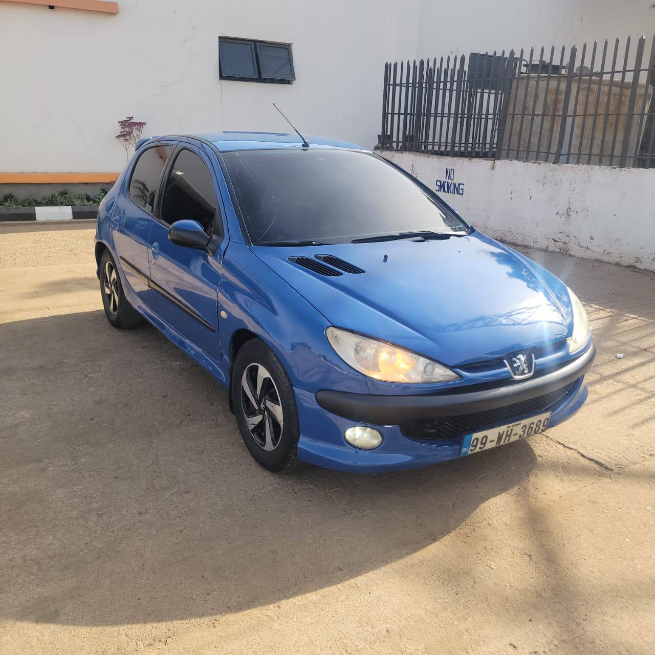 A picture of Peugeot 206 08108649176