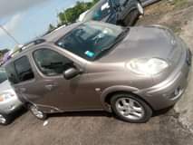 A picture of Toyota yarix 2007 model Uber standard Tokunbo