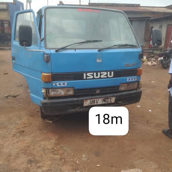 A picture of Available Uhs 18m 0702549830