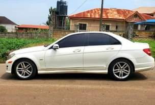 A picture of 2012 Mercedes Benz c250