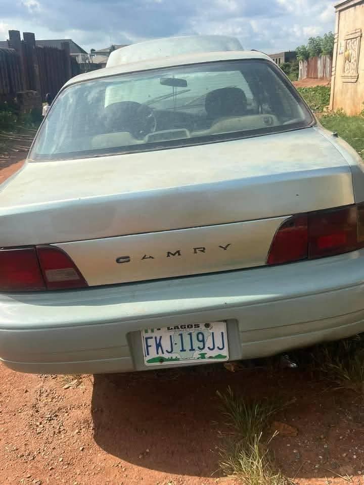 A picture of Toyota camry orobo