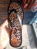 A picture of Sendo za kimasai jumla Tsh 5 000 wakubwa Tsh 2