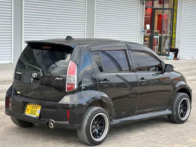 A picture of Toyota passo