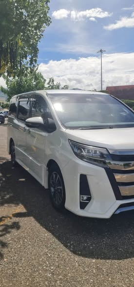 used toyota noah