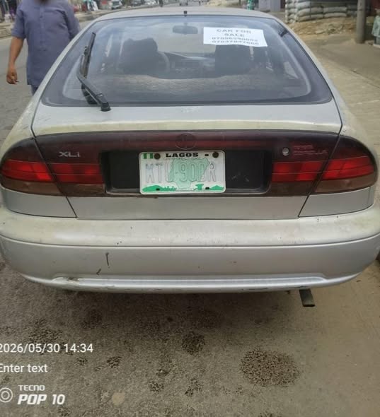 A picture of 1996 Toyota Corolla