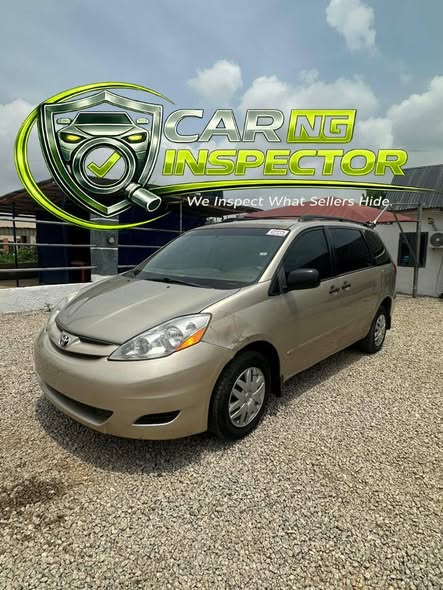 A picture of Toyota Sienna