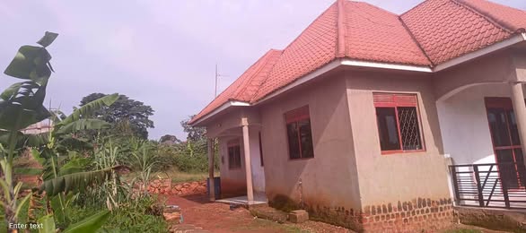 A picture of QUICK SALE IN MANYANGWA GAYAZA ROAD 110millions UGX 3bedrooms 2bathrooms