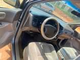 A picture of 2000 Toyota Seinna