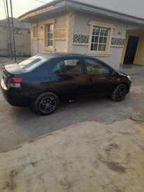 A picture of Toyota yaris 2009 model automatic drive
