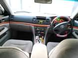A picture of Toyota crand marck 2
