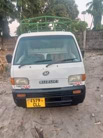 A picture of SUZUKI CARRY