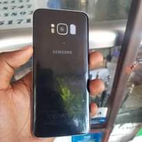 A picture of Samsung GALAXY s8