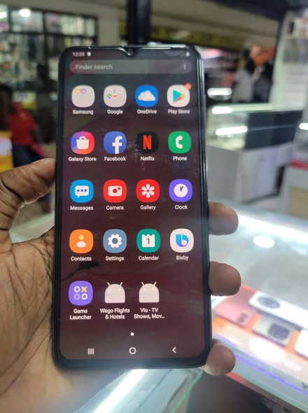 A picture of Samsung galaxy A70 128gb