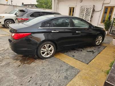 A picture of REGISTERED 2011 HYUNDAI SONATA
