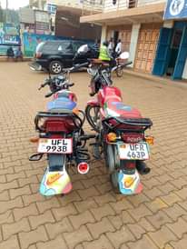 A picture of Bajaj CT on