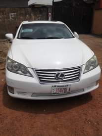 A picture of Lexus Es 350 2012