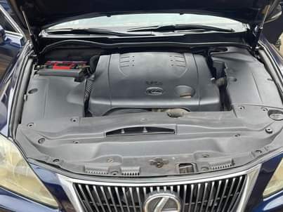 A picture of IS350