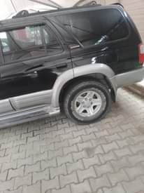 A picture of 2002 Toyota 4Runner