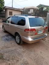 A picture of Registered Toyota Sienna 2002