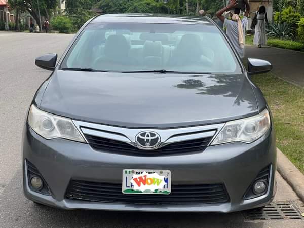 A picture of 2013 Toyota Camry Extremely clean untempered engine Untempered Gear chilling
