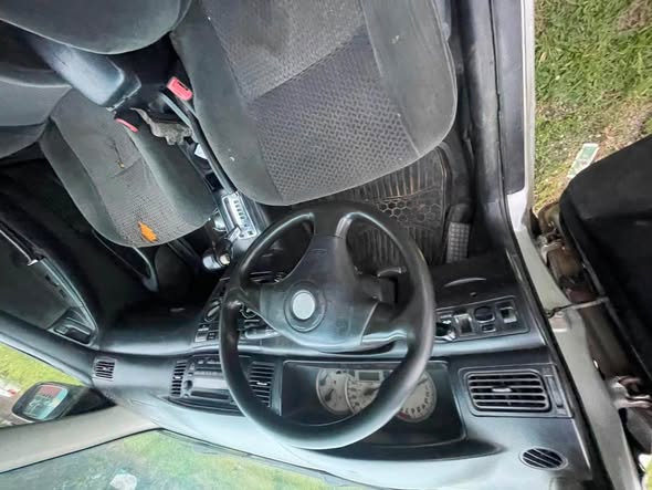 A picture of 06 Toyota Corolla with sharp engine gear buy and drive