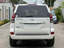 A picture of Toyota Land Cruiser Prado Diesel on sale DVX