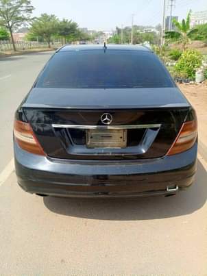 A picture of 2010 Benz C300 2010